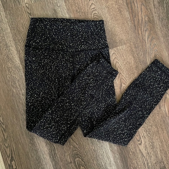 Lululemon Leggings - Picture 1 of 3